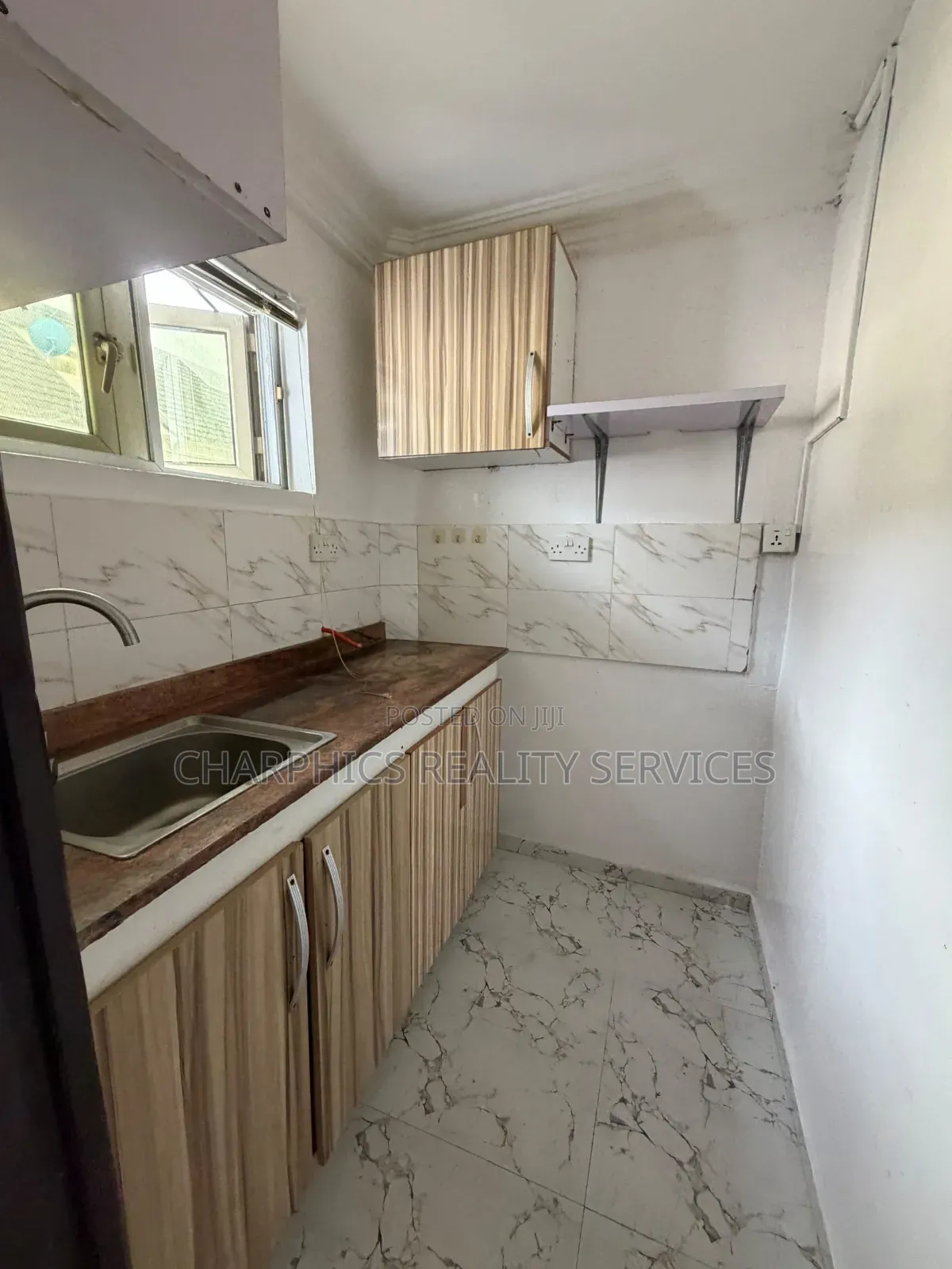 Mini Flat in Lekki Phase 1 for rent