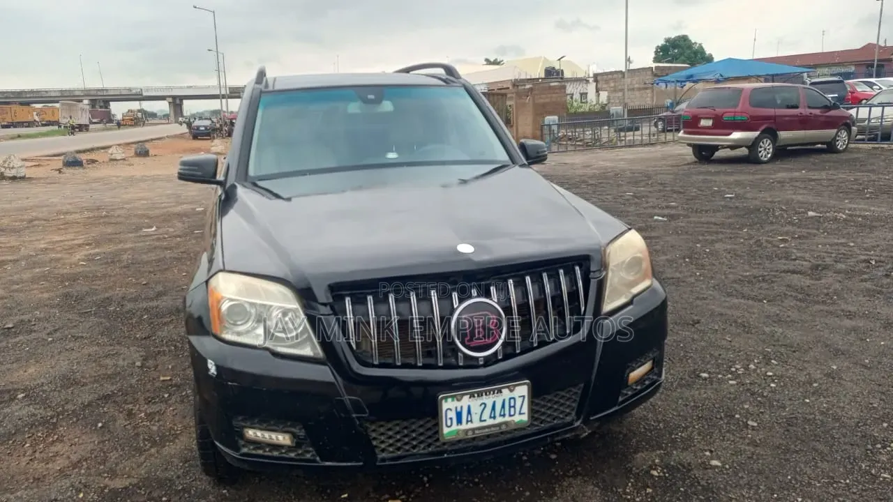 Mercedes-Benz GLK-Class 2010 Black