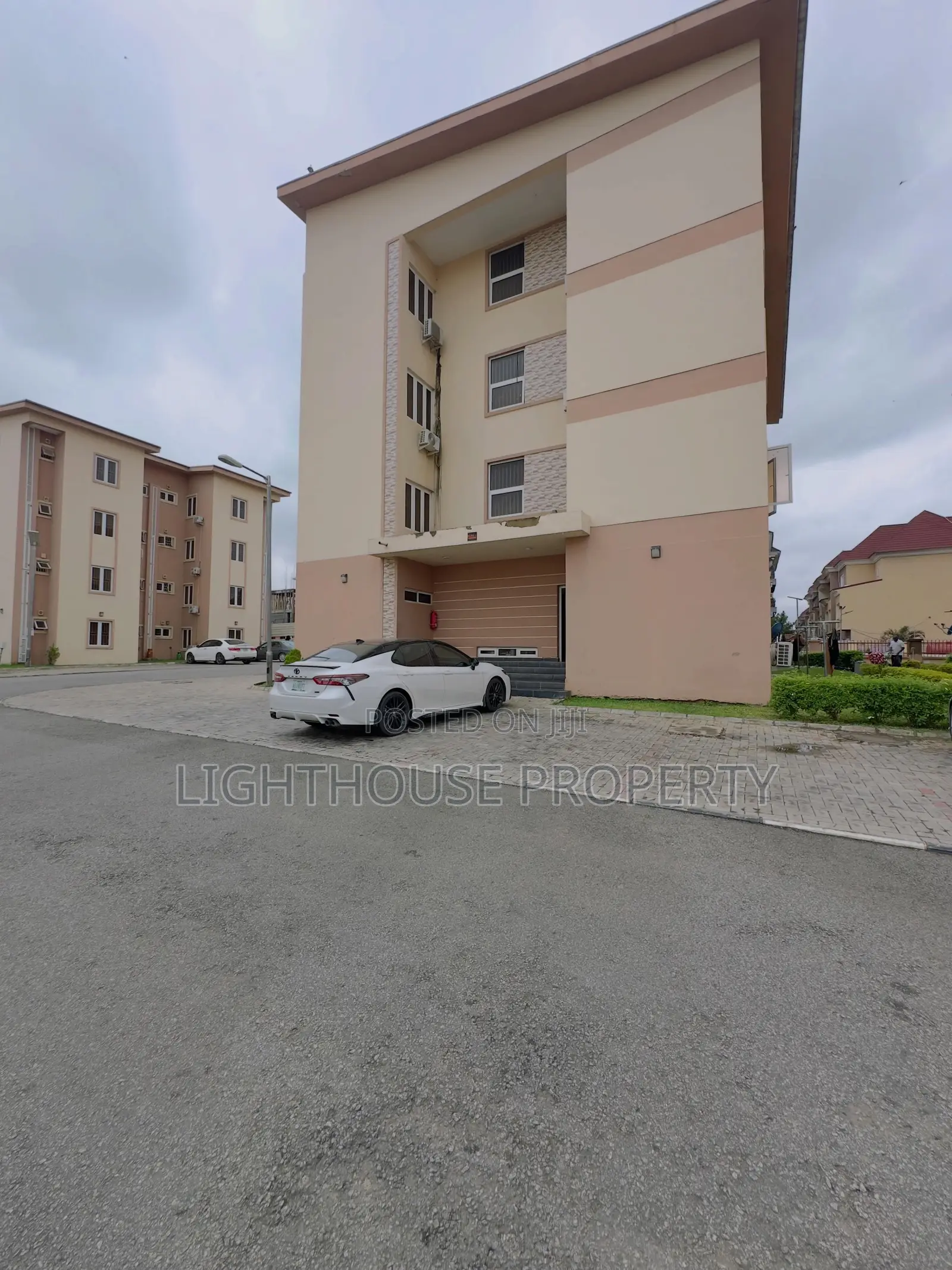 Furnished Studio Apartment in Wuye for sale