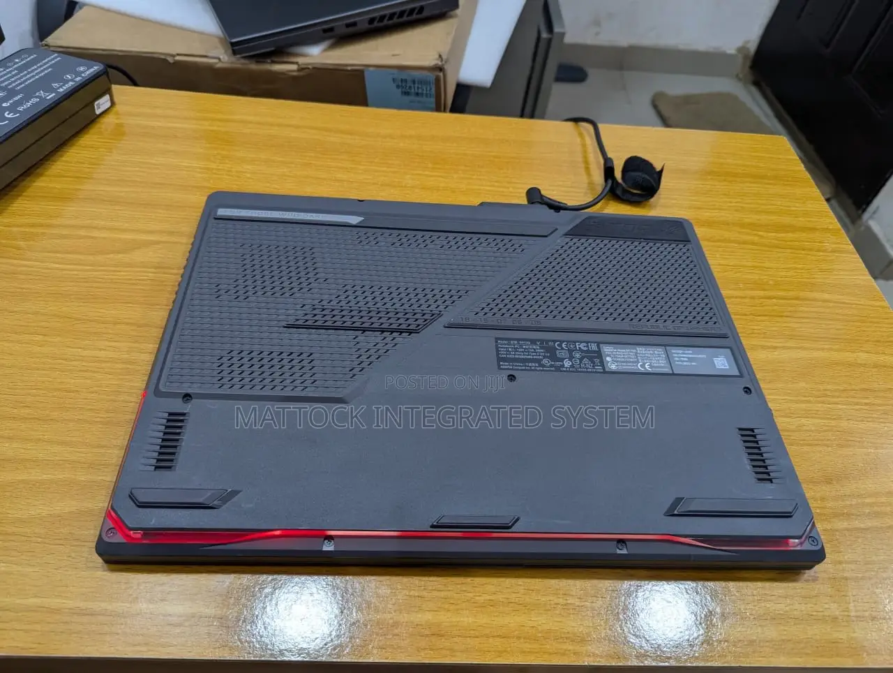Laptop Asus ROG Strix G15 G512 16GB AMD Ryzen 9 SSD 1T