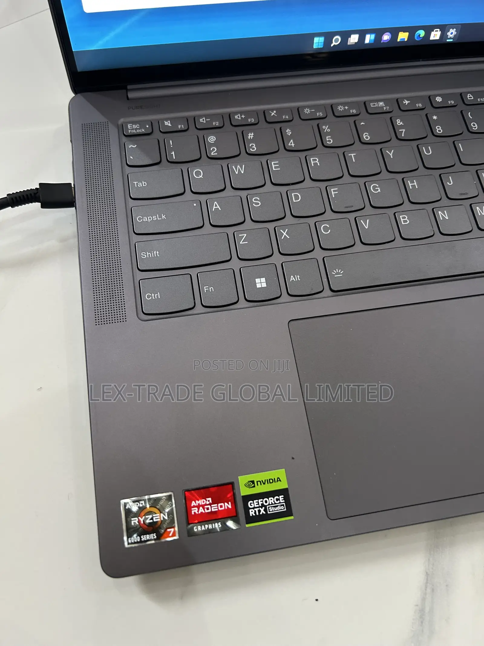 Laptop Lenovo Legion Slim 5 16GB AMD Ryzen 7 SSD 500GB