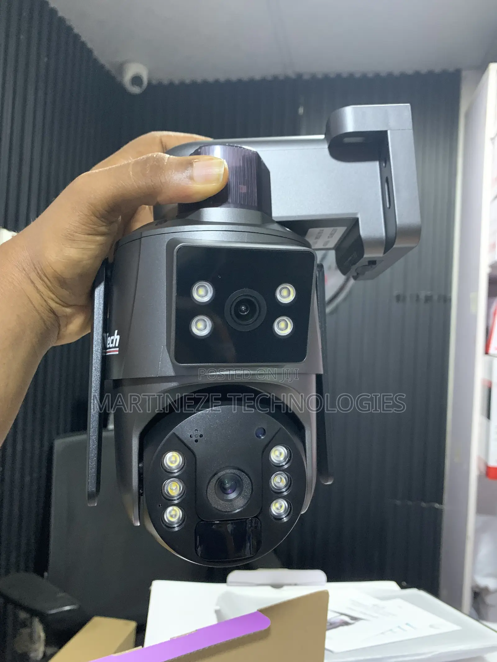 Ubox Dual Lens