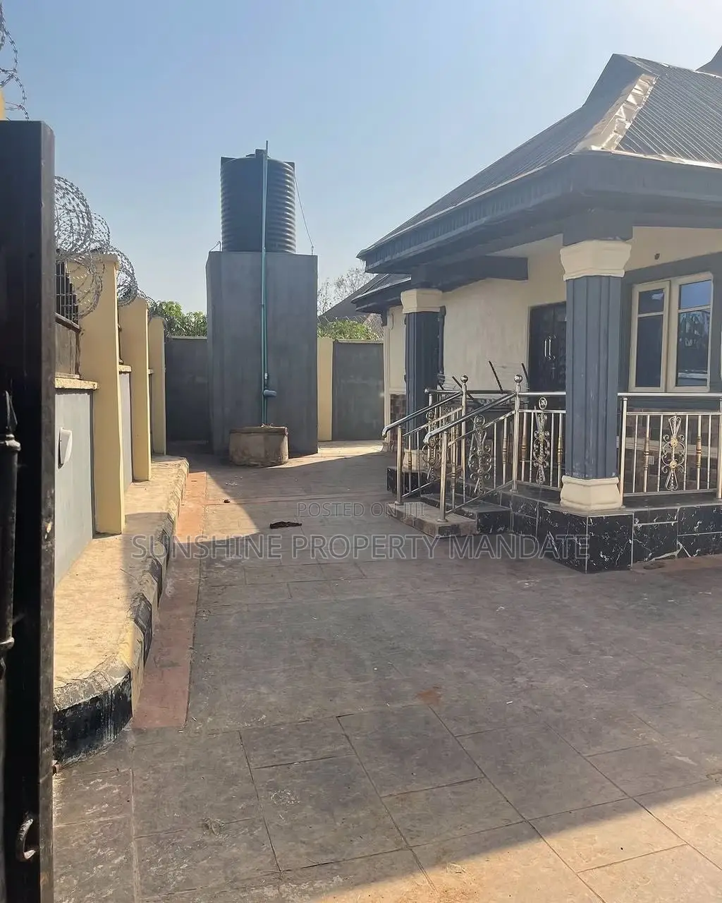 3bdrm Bungalow in Oda Estate, Akure for sale