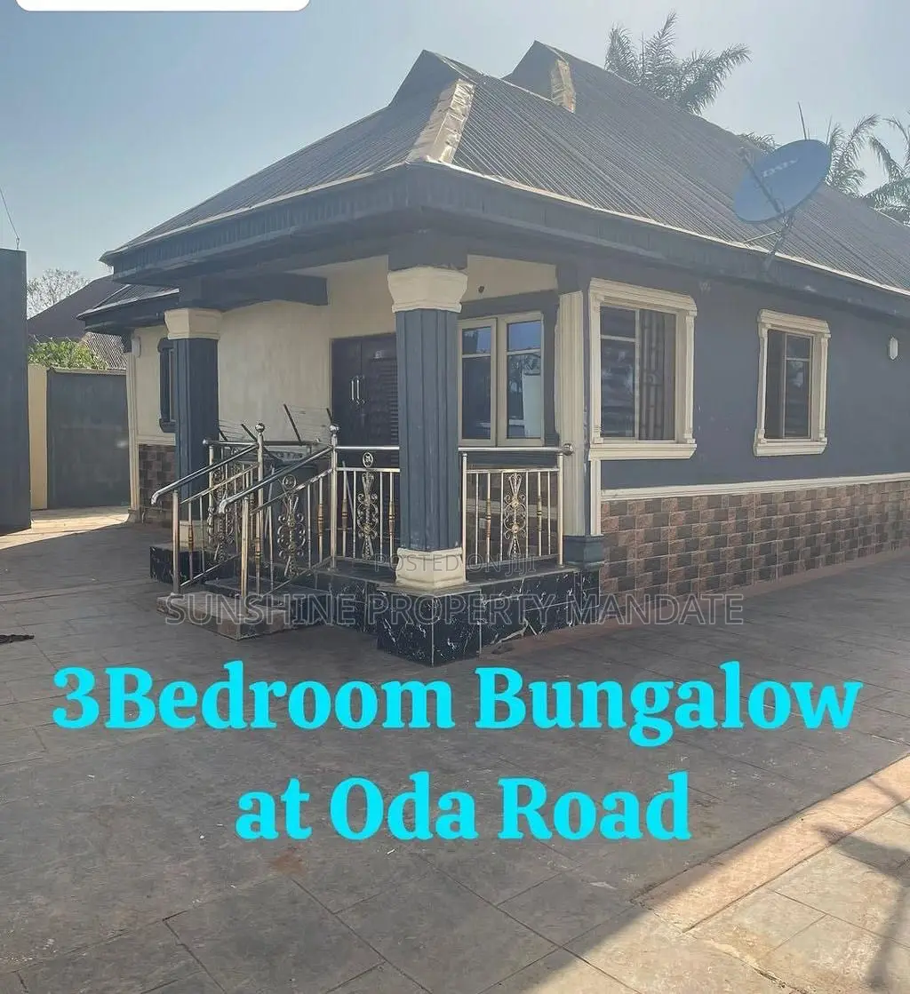 3bdrm Bungalow in Oda Estate, Akure for sale