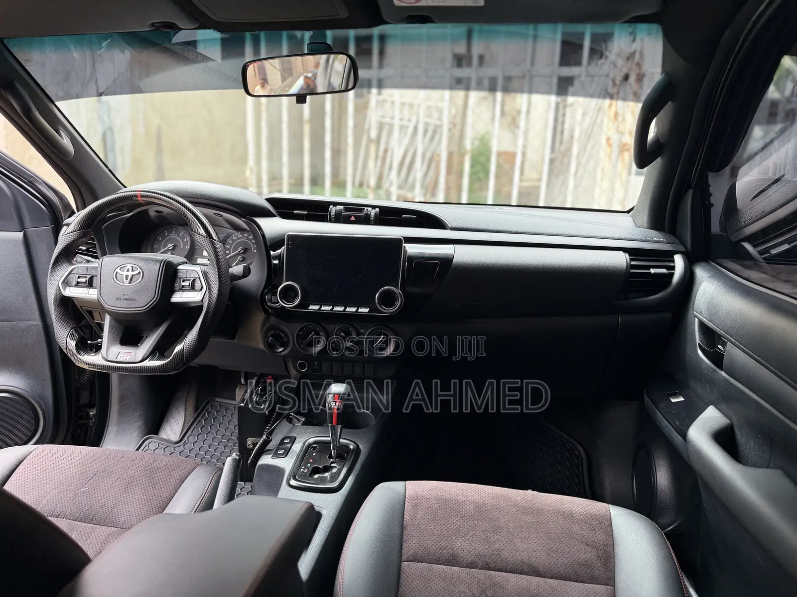Toyota Hilux 2020 Black