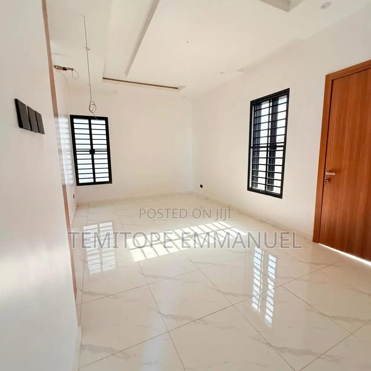 Furnished 5bdrm Duplex in Omole Phase 1 for sale