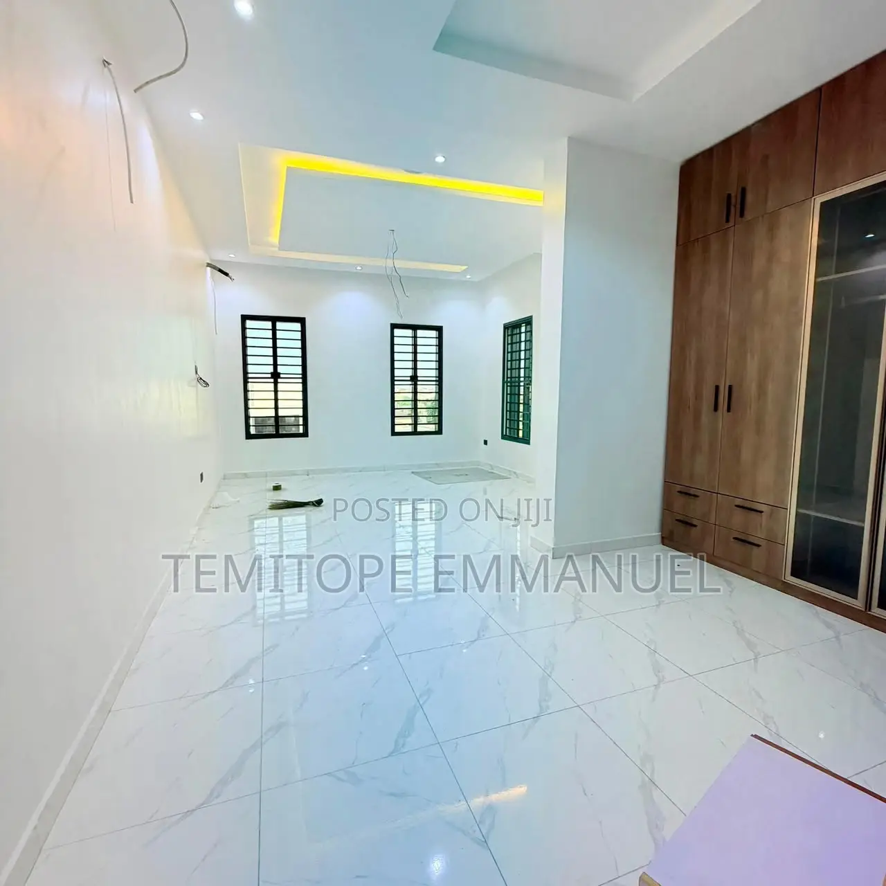 Furnished 5bdrm Duplex in Omole Phase 1 for sale