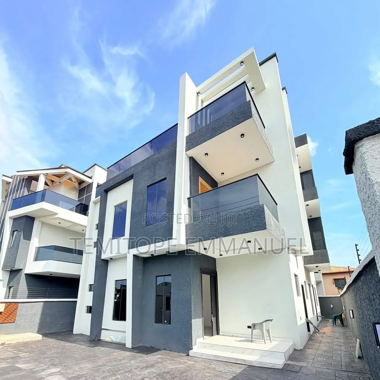 Furnished 5bdrm Duplex in Omole Phase 1 for sale