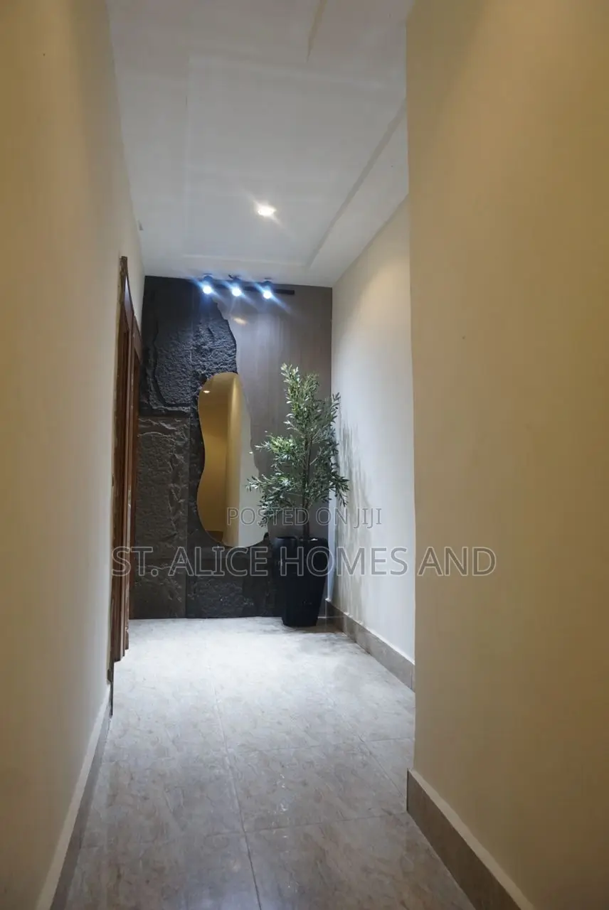 Femicadence 3 Bedroom With Balcony In Old Bodija, Ibadan, Oyo