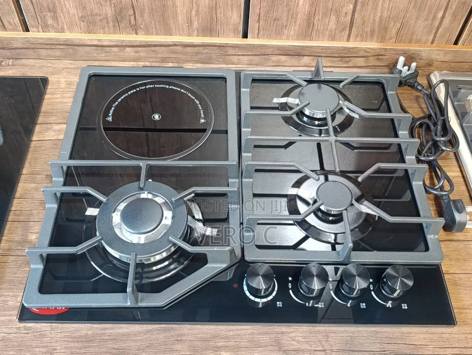 Quality 3+1 Gas Cooker