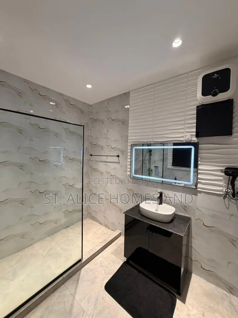 3 Bedroom With Private Cinema In Gra, Jericho, Ibadan, Oyo