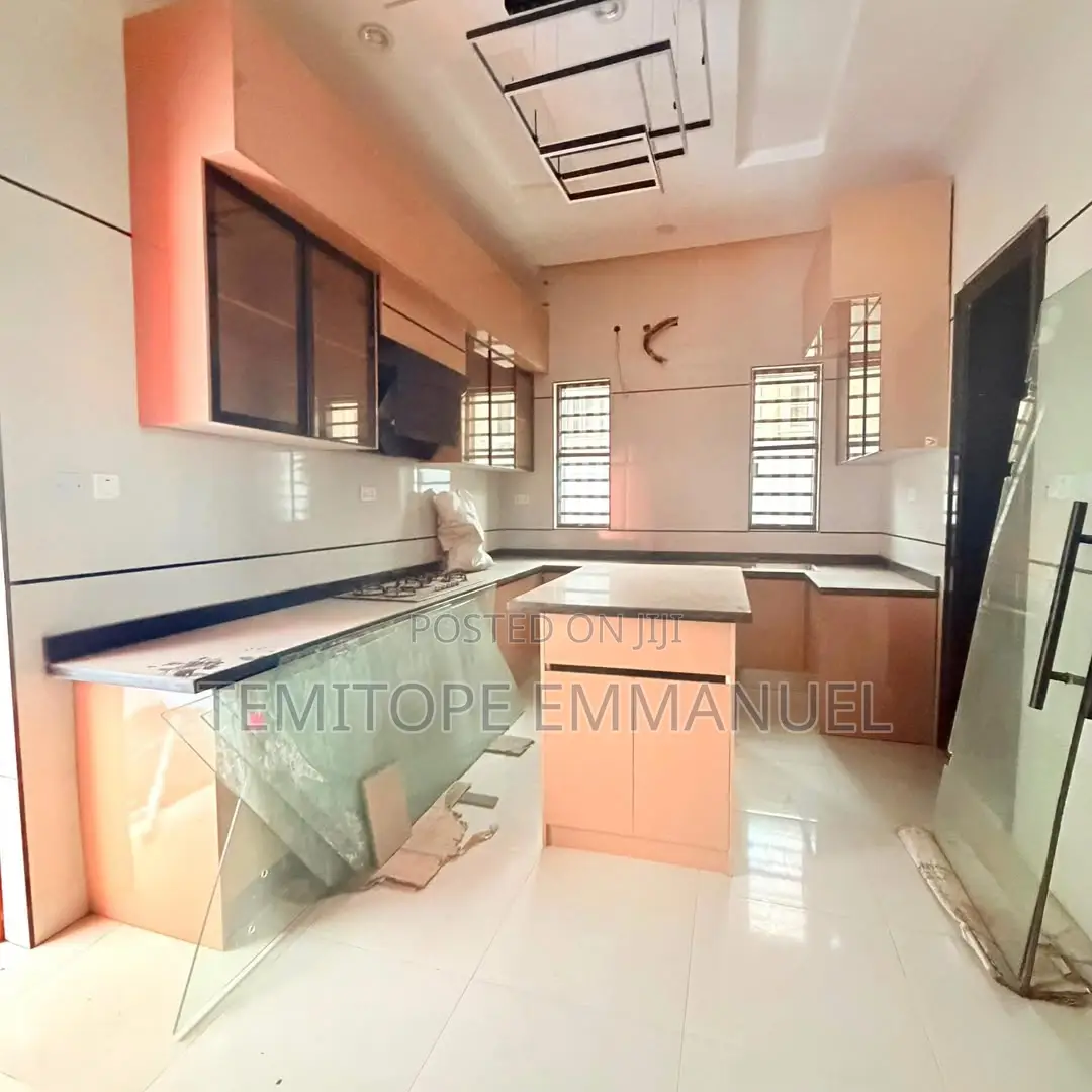 Furnished 4bdrm Duplex in Amuwo-Odofin for sale
