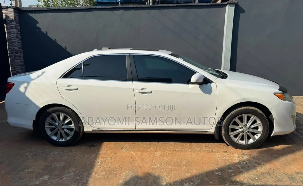 Toyota Camry 2012 White