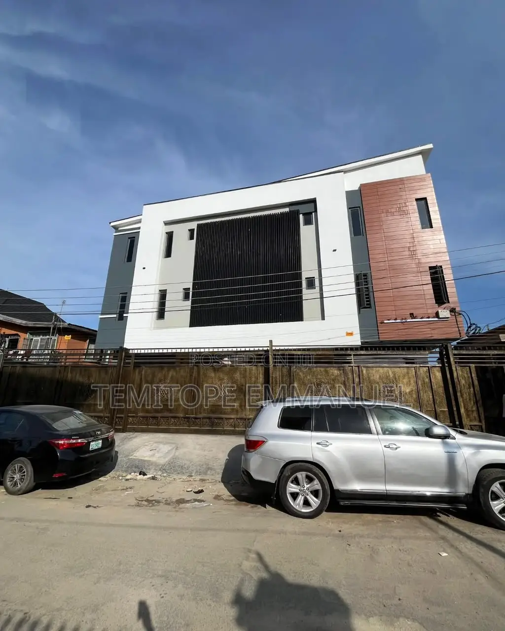 Furnished 2bdrm Apartment in Surulere for sale