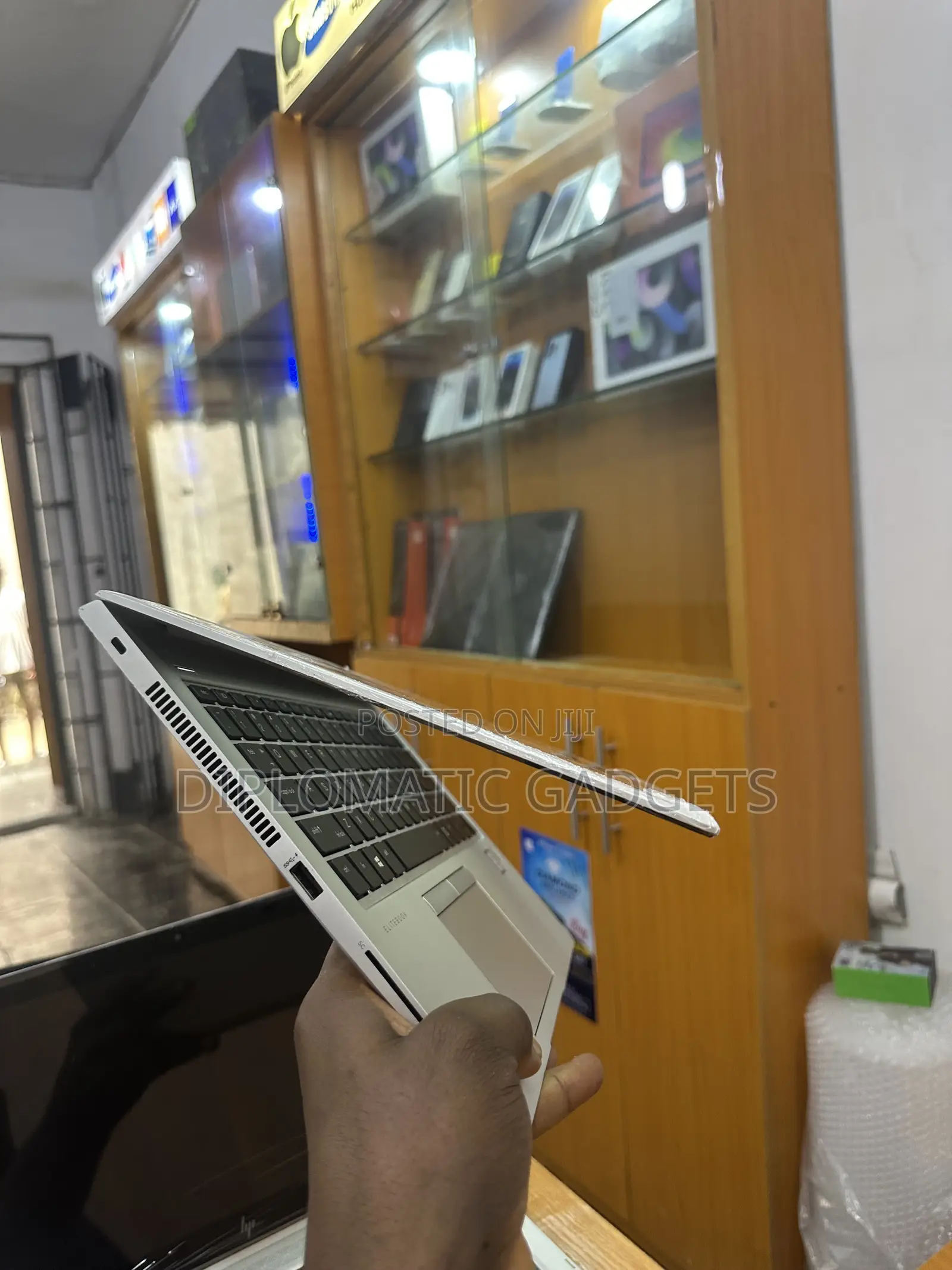 Laptop HP EliteBook 840 G5 8GB Intel Core i5 SSD 256GB