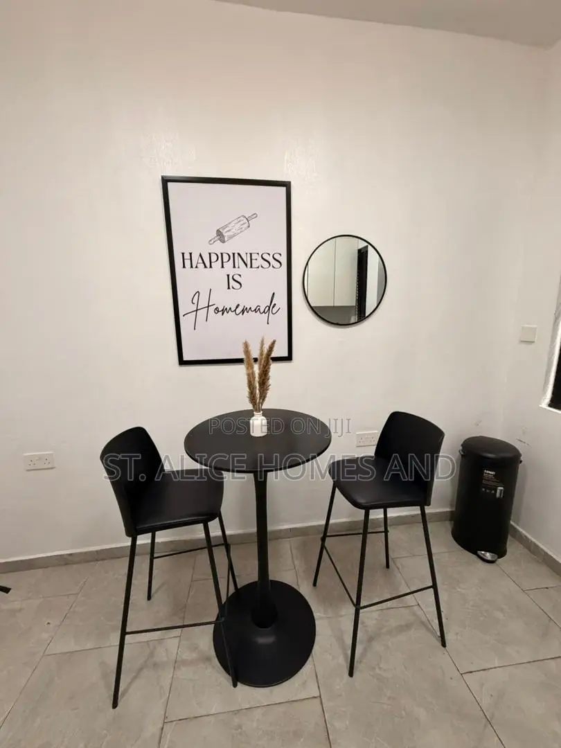 2 Bedroom With Private Cinema In Gra, Jericho, Ibadan, Oyo