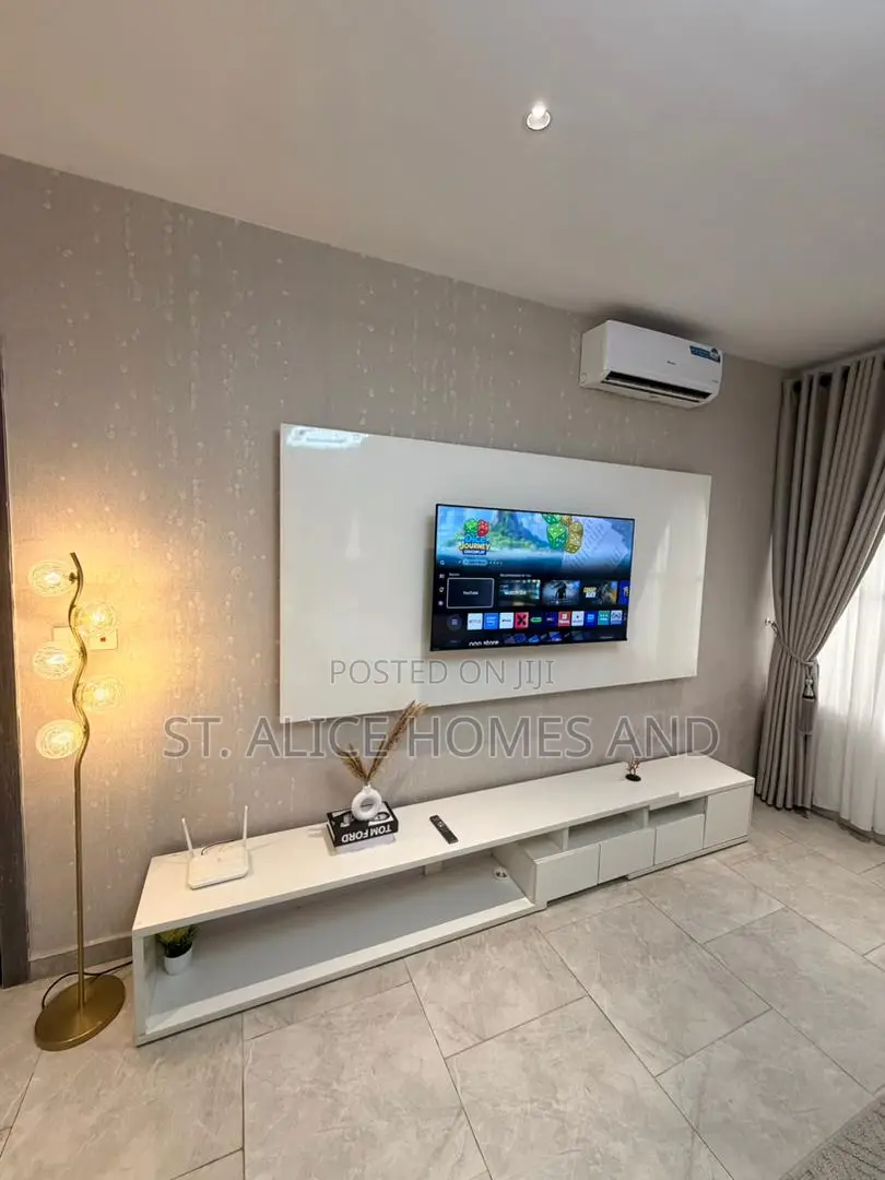 2 Bedroom With Private Cinema In Gra, Jericho, Ibadan, Oyo