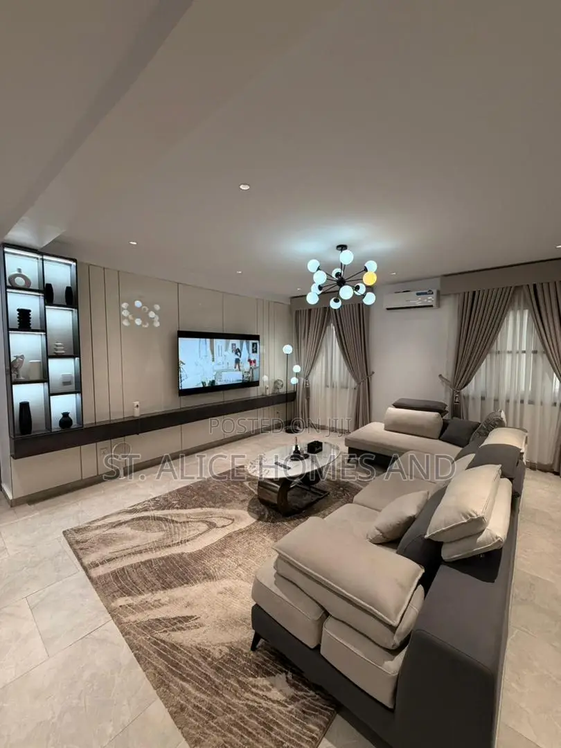 2 Bedroom With Private Cinema In Gra, Jericho, Ibadan, Oyo