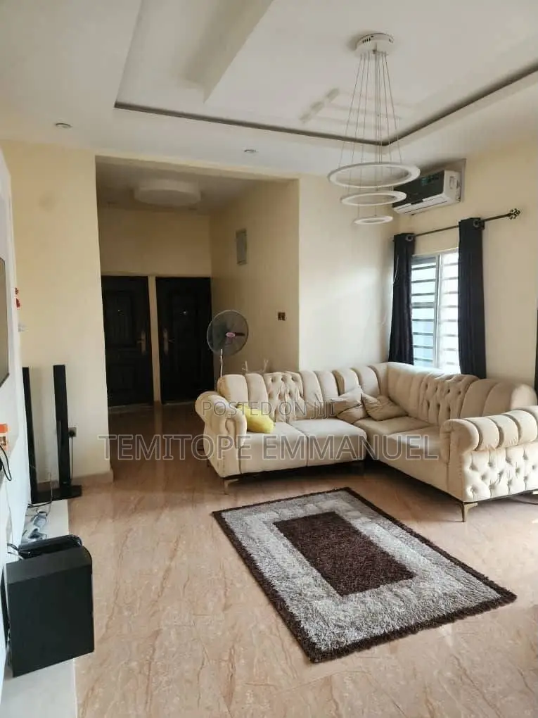 Furnished 6bdrm Duplex in Egbeda for sale