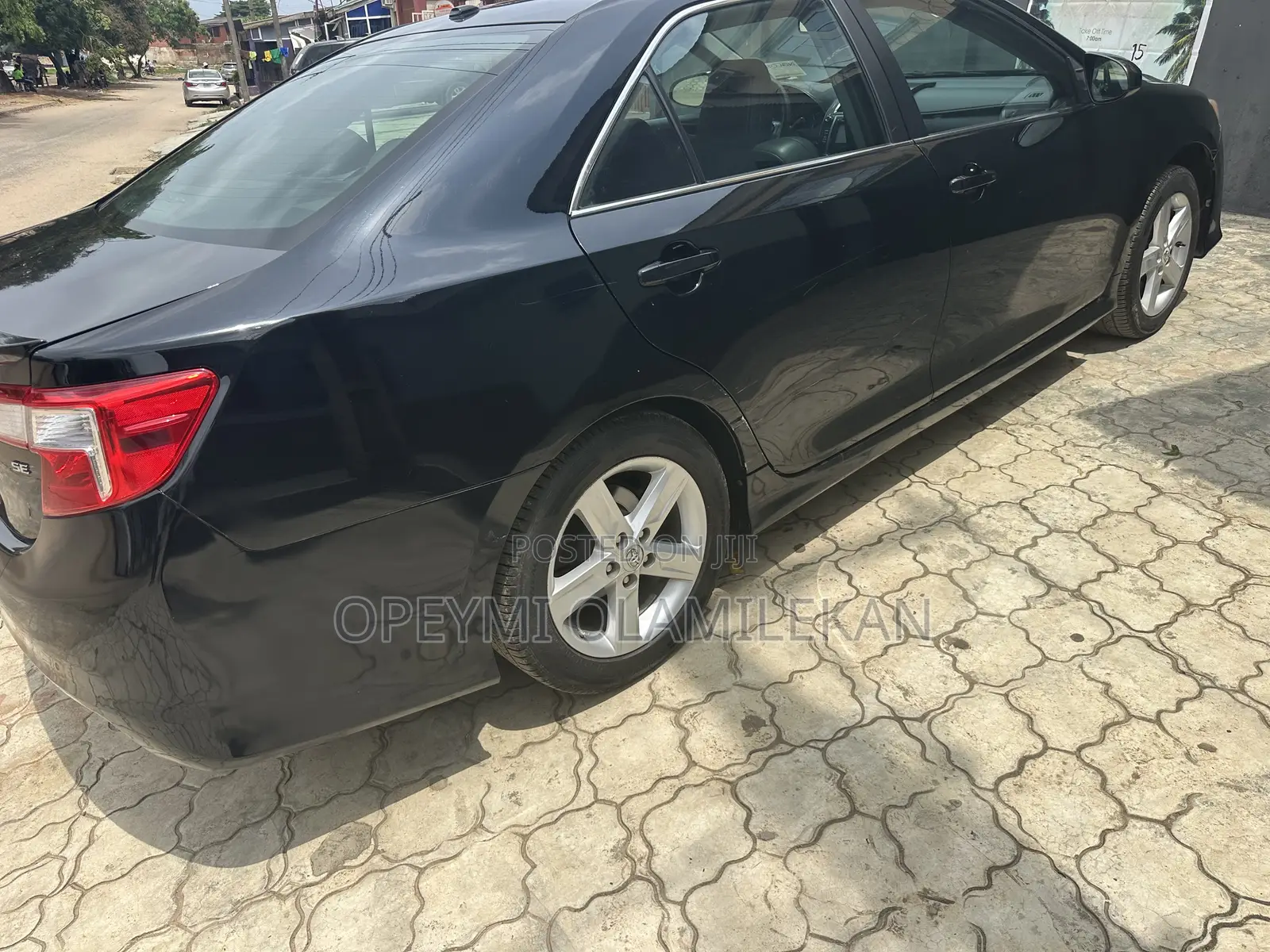 Toyota Camry SE 4dr Sedan (2.5L 4cyl 6A) 2012 Black