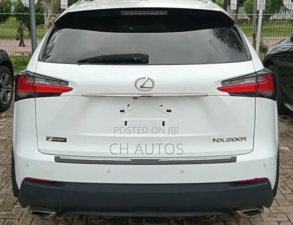 Lexus NX 200t AWD 2017 Off white