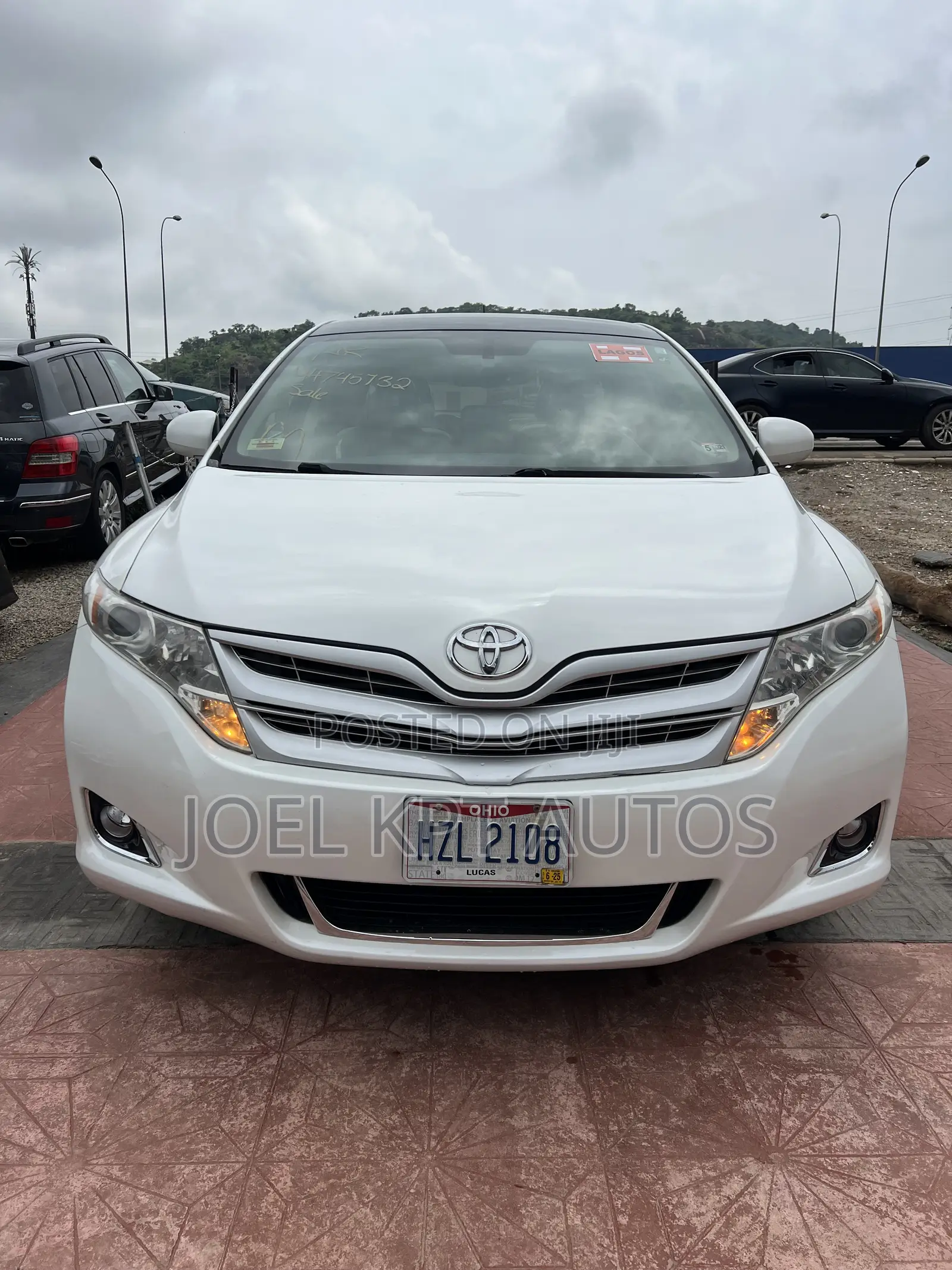 Toyota Venza 2011 White