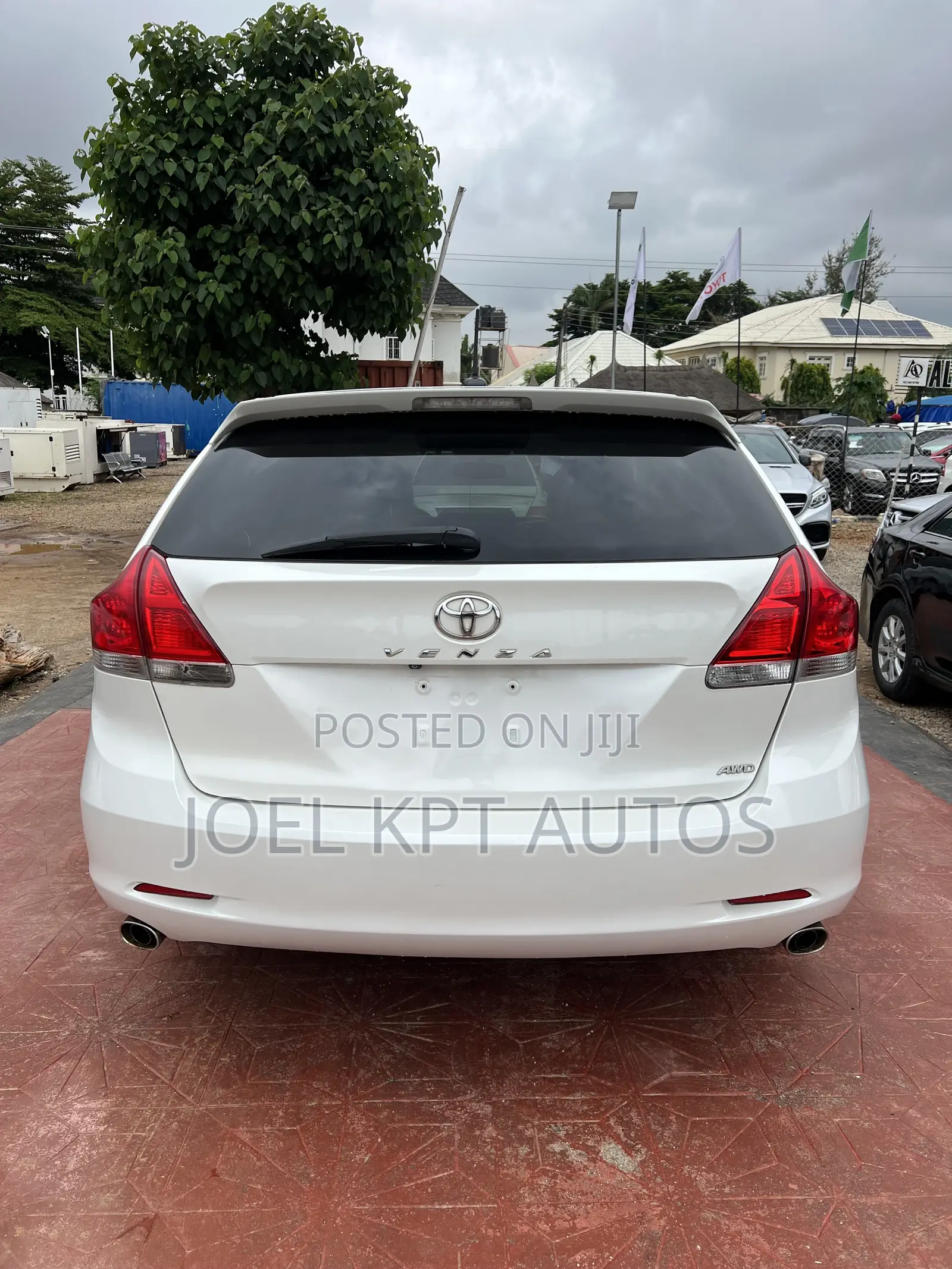Toyota Venza 2011 White