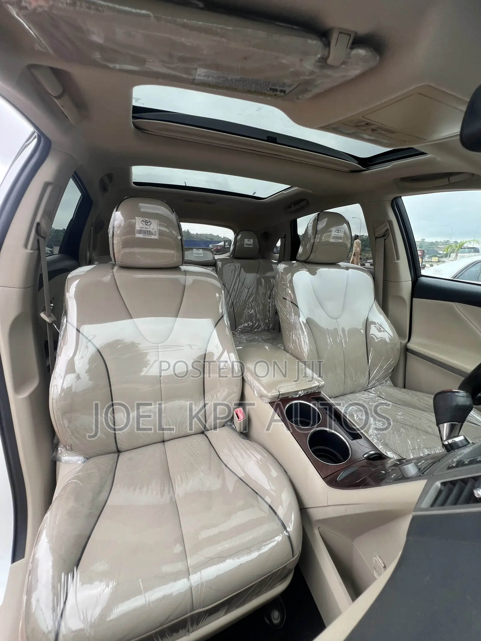 Toyota Venza 2011 White