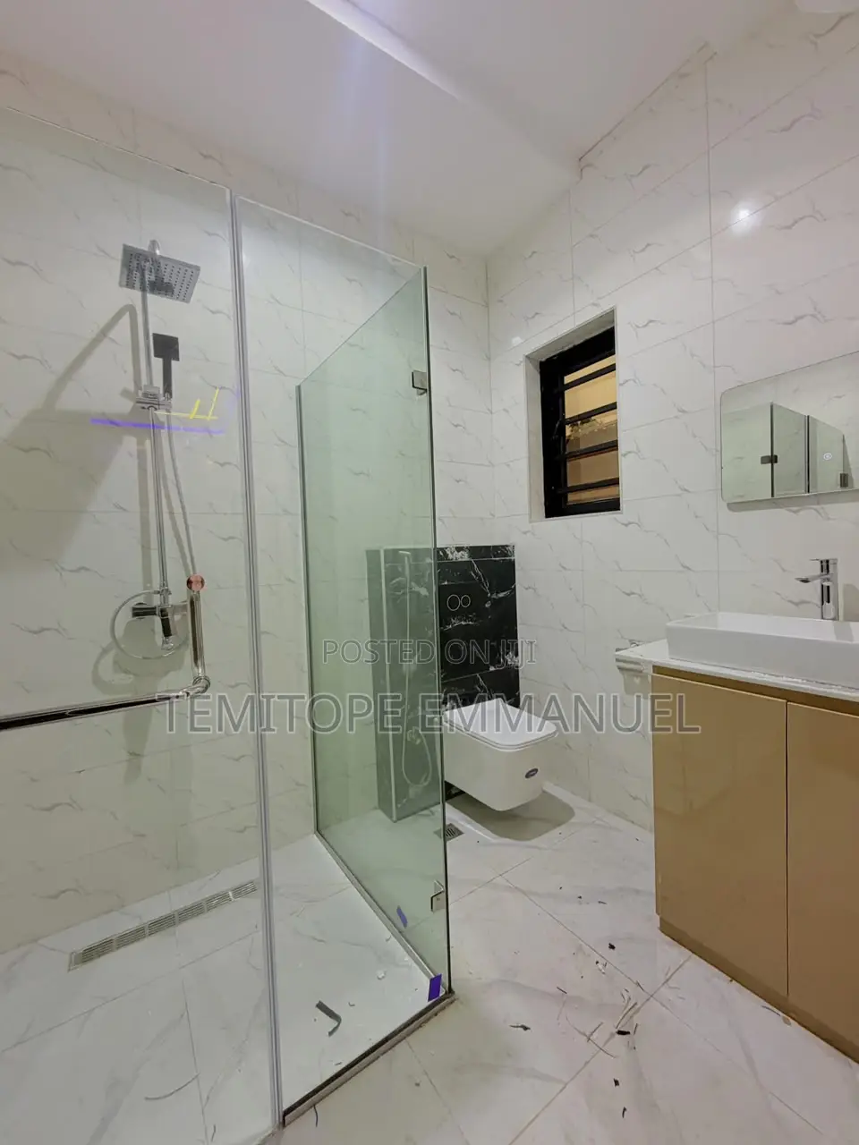 Furnished 5bdrm Duplex in GRA Phase 1 for sale