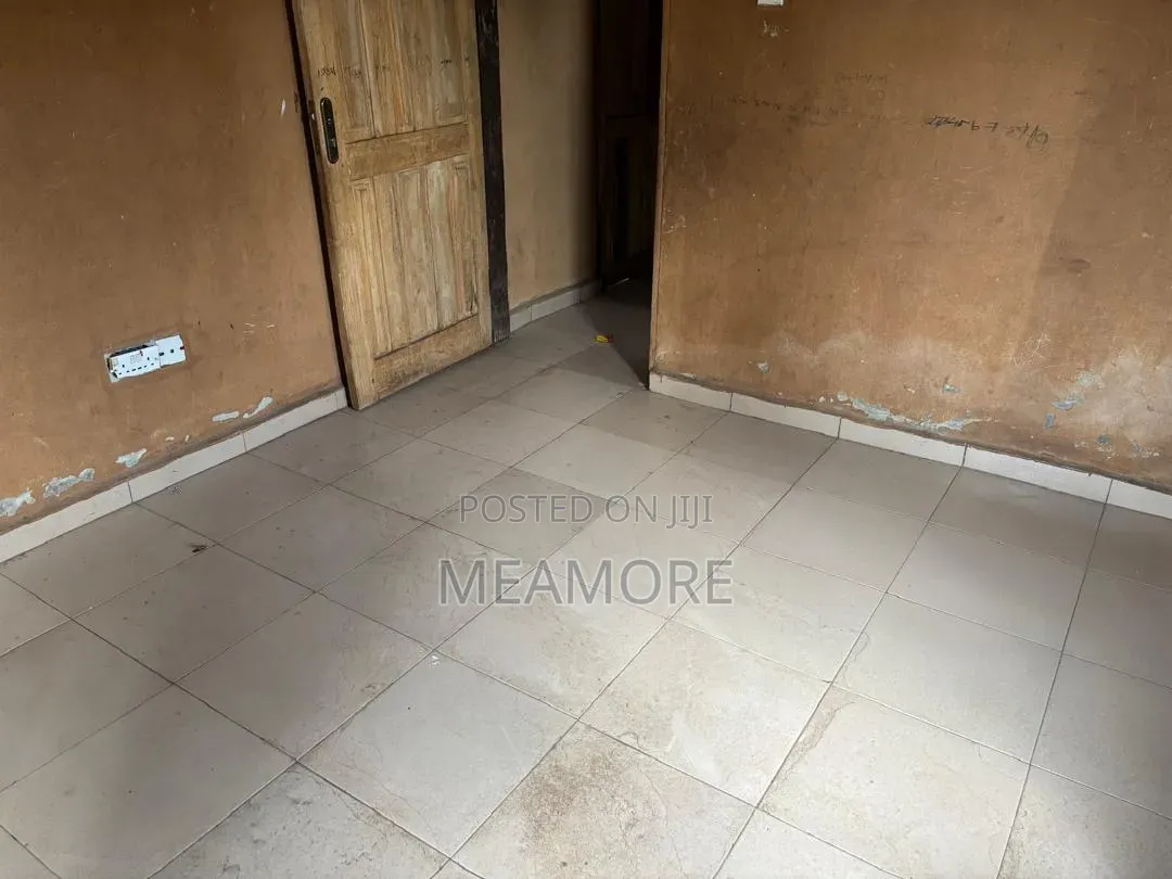 2bdrm Apartment in Iraye, Epe for rent
