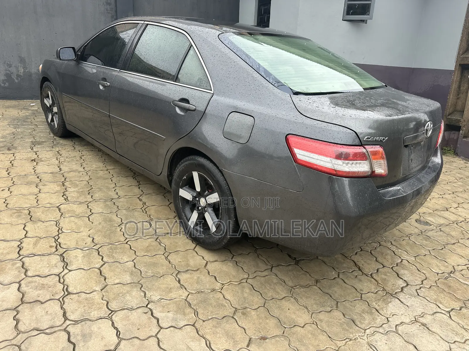Toyota Camry LE 4dr Sedan (2.4L 4cyl 5A) 2008 Gray