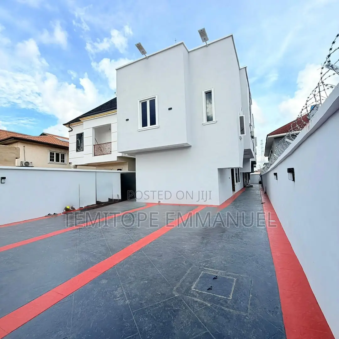 Furnished 3bdrm Duplex in Gbagada for sale