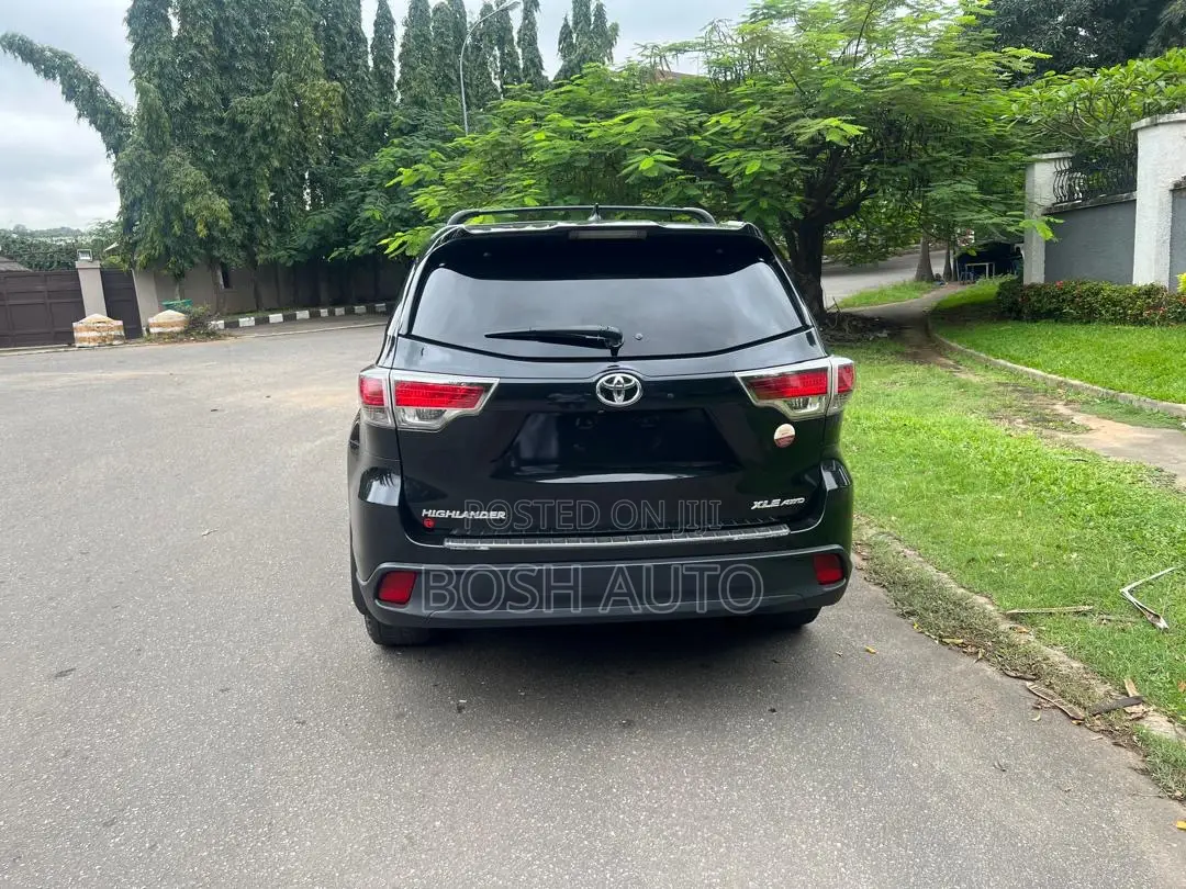 Toyota Highlander 2015 Black