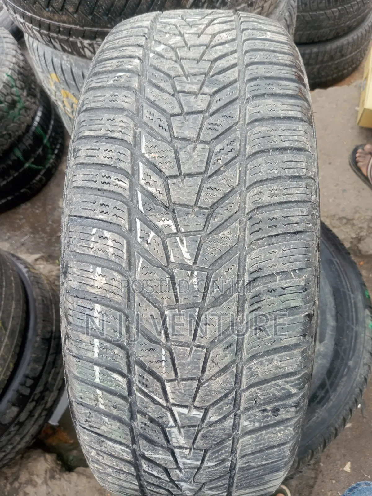 255 60 R18 Hankoon Tukunbo