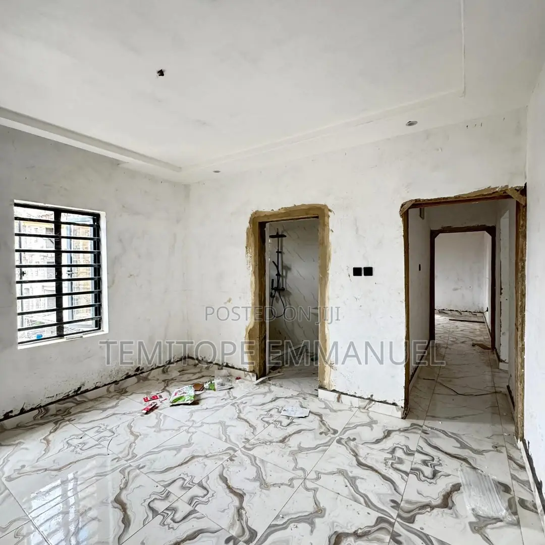 Furnished 2bdrm Apartment in Surulere for sale