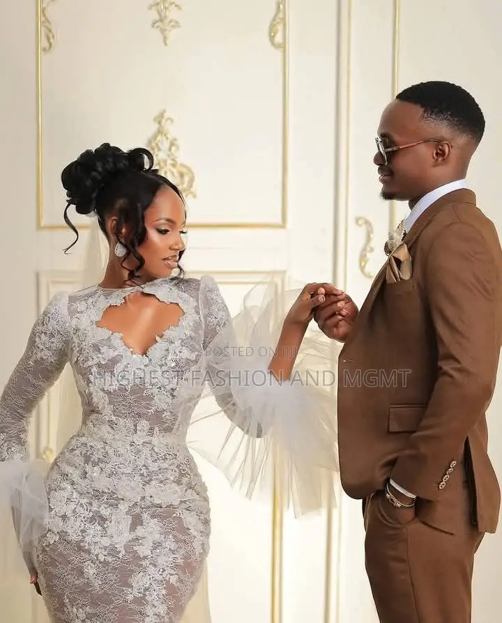 Luxury Illusion Lace Bridal Gown With Dramatic Pleated Tulle Sleeves