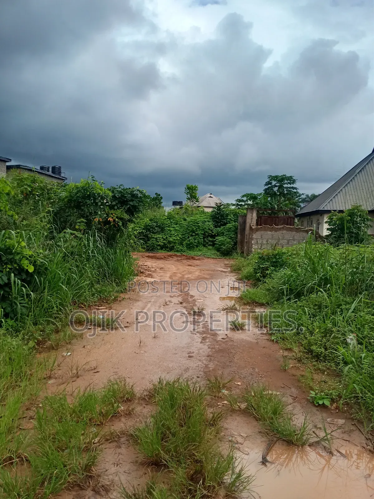 4bdrm Bungalow in Owerri for sale