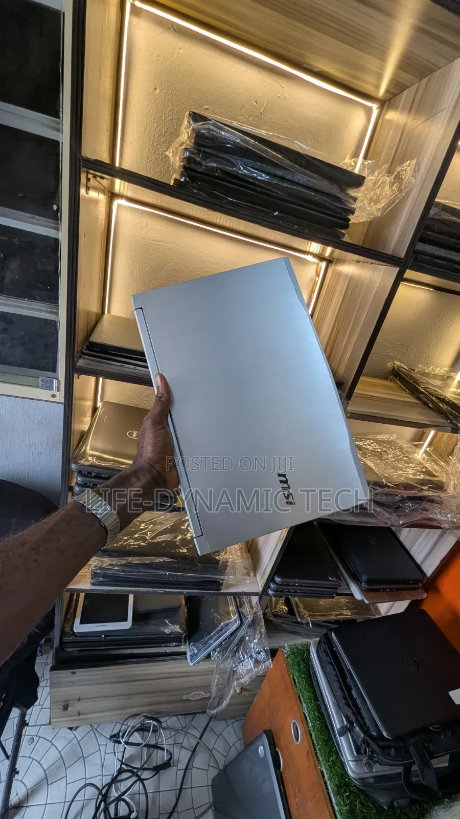 Laptop MSI PE60 Prestige 8GB Intel Core i7 SSD 256GB