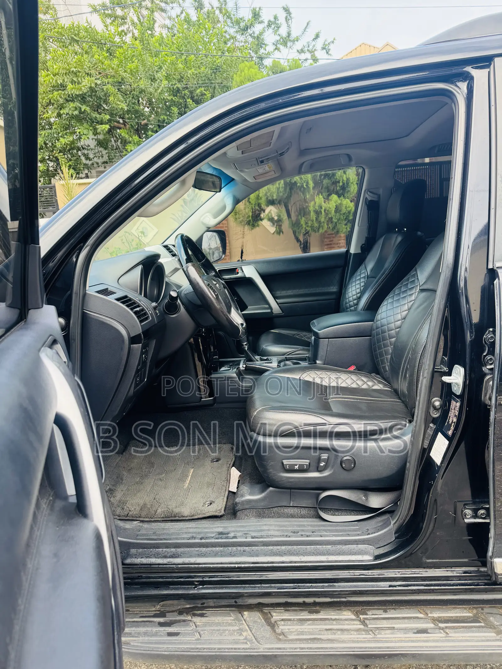 Toyota Land Cruiser Prado 4.0 Petrol TX-L 2016 Black