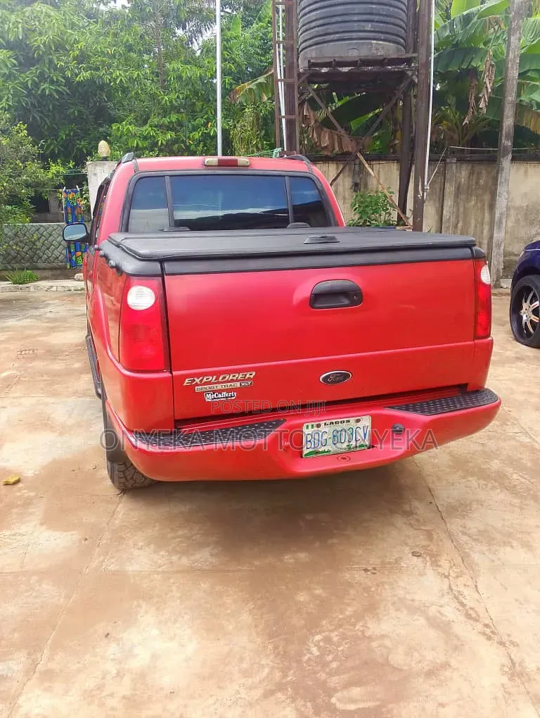 Ford Explorer Sport Track Automatic 2005 Red