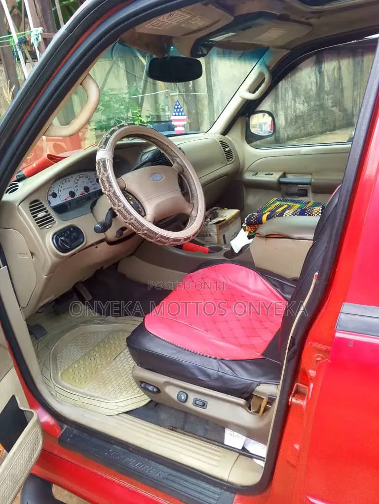 Ford Explorer Sport Track Automatic 2005 Red