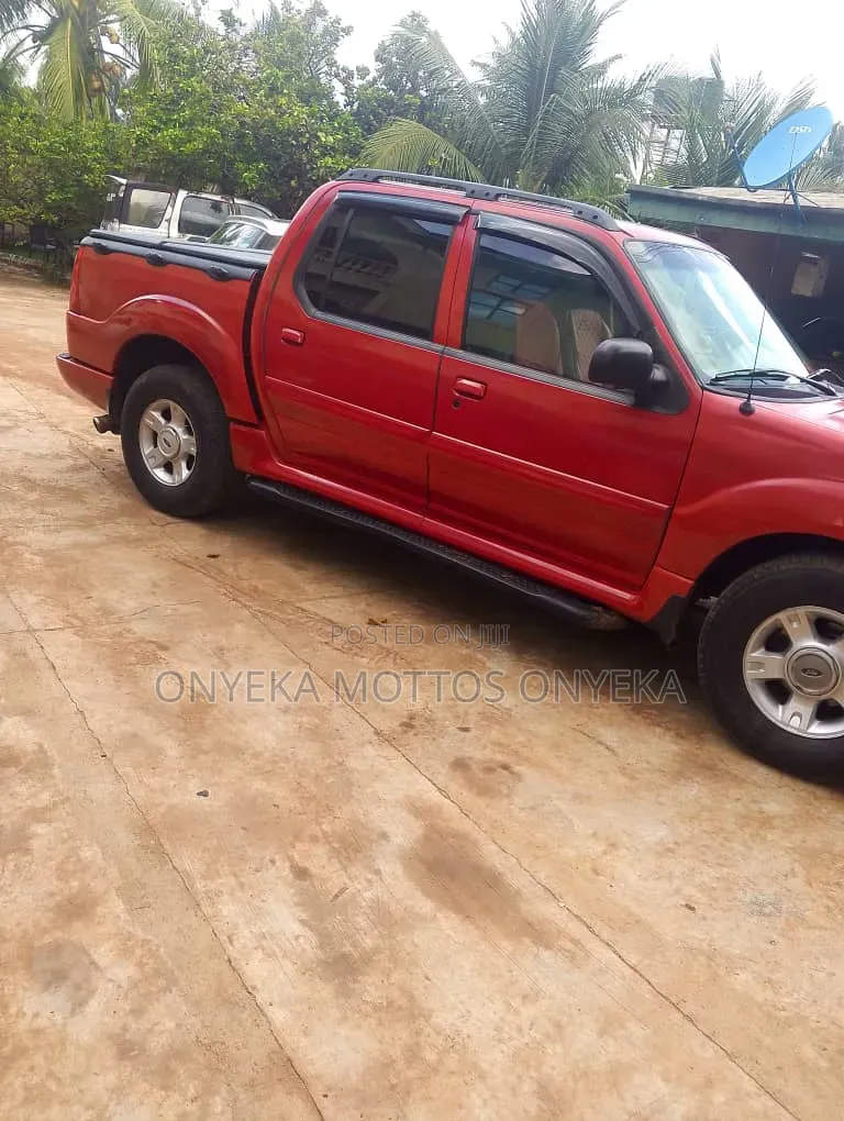 Ford Explorer Sport Track Automatic 2005 Red