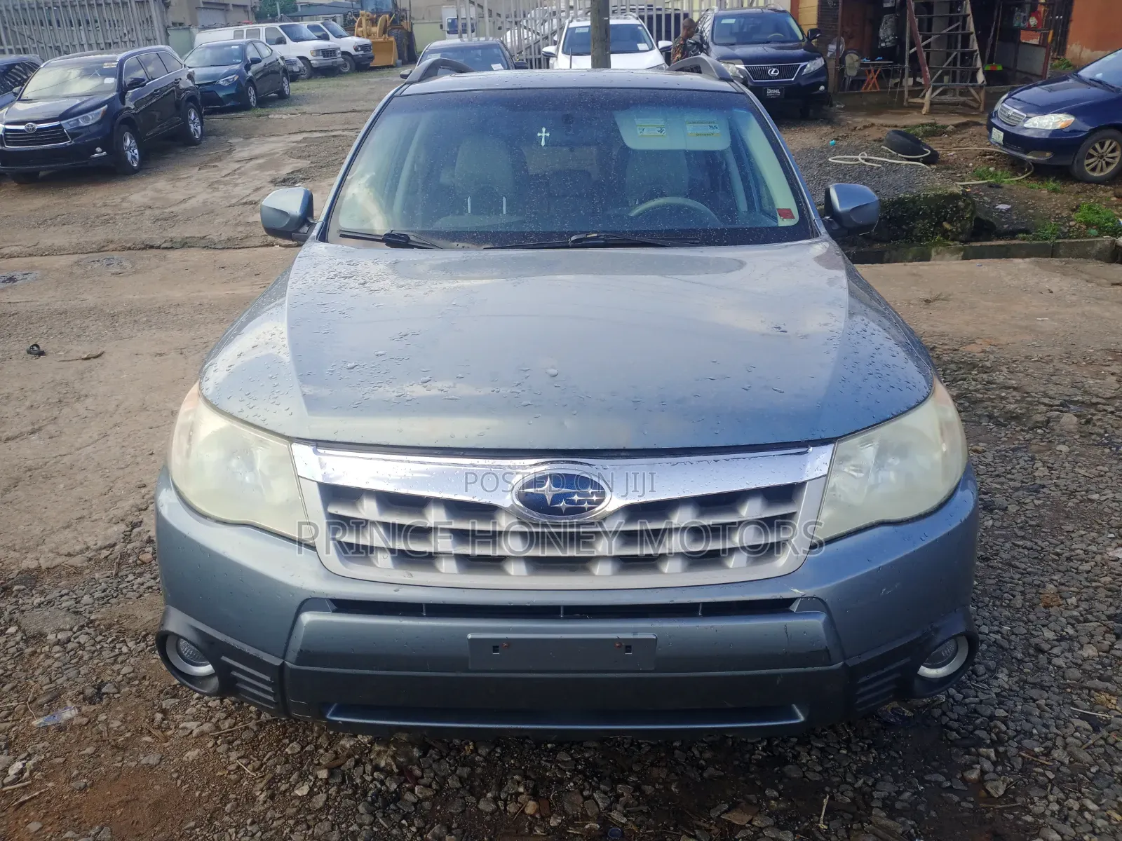 Subaru DL 2011 Green