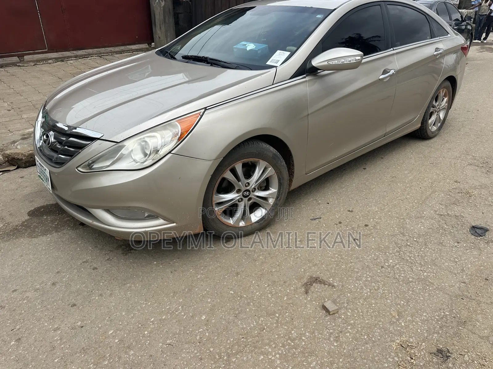 Hyundai Sonata Limited Sedan FWD (2.4L 4cyl 5A) 2010 Gold