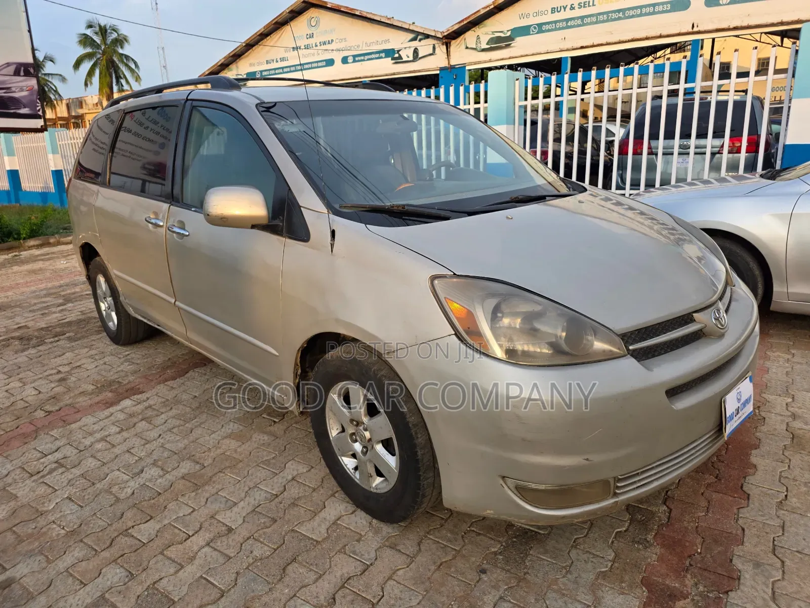 Toyota Sienna 2005 Gold