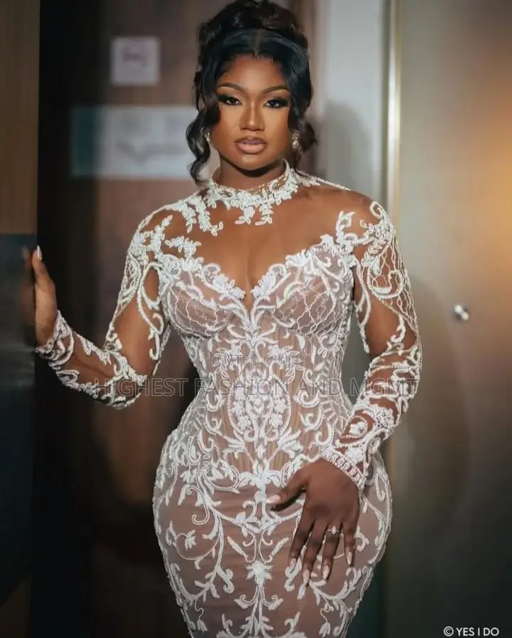 Luxury Sheer Nude Mesh Wedding Dress With White Guipure Lace