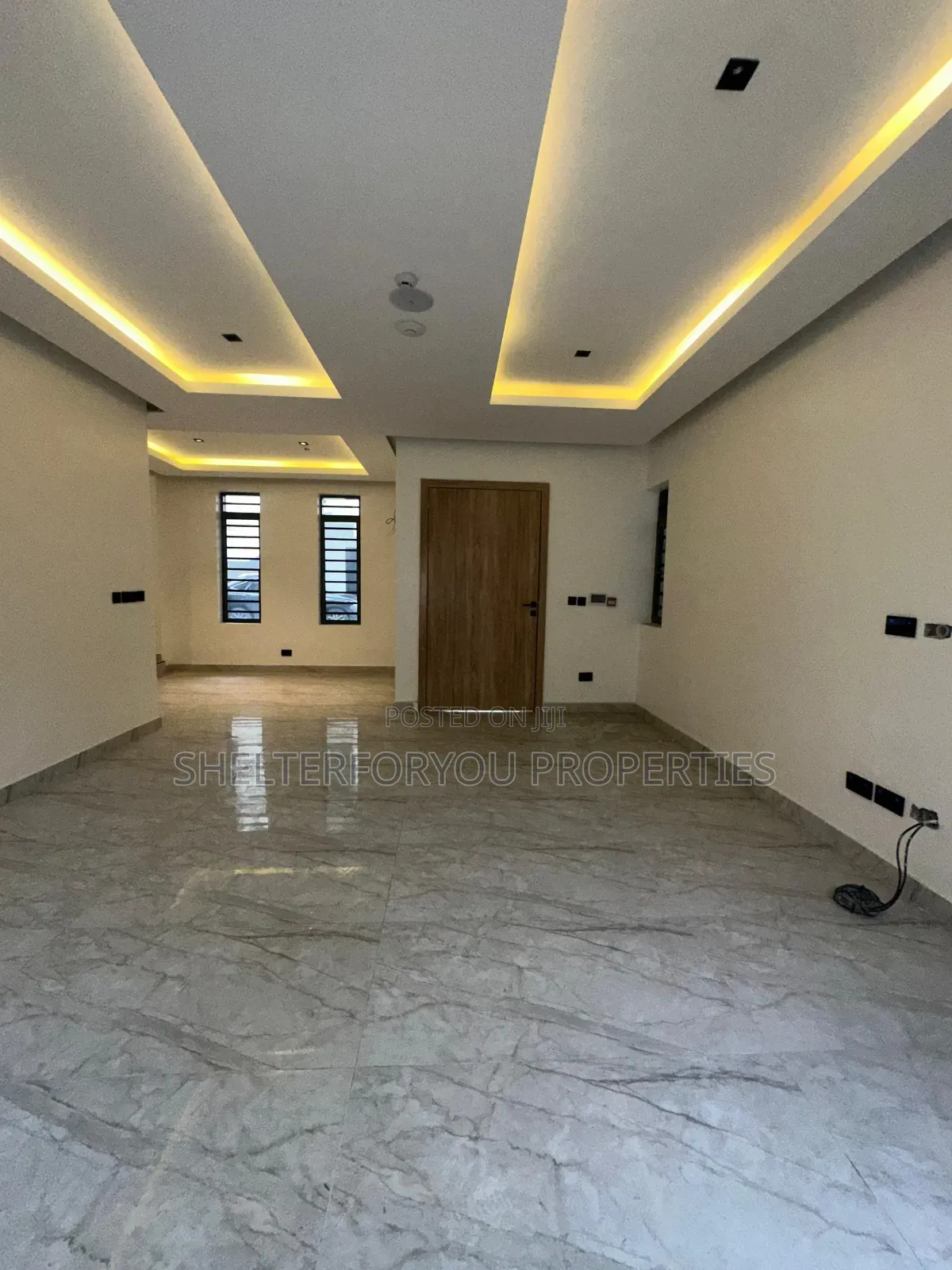 4bdrm Duplex in Lekki Phase 1 for rent