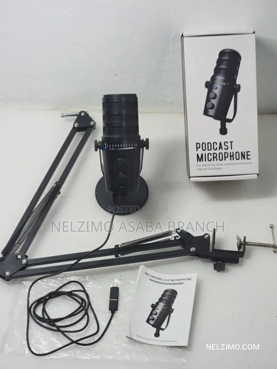M7 Podcast Microphone