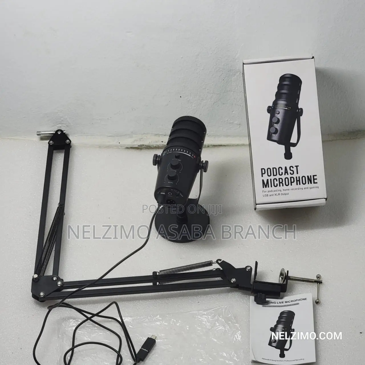 M7 Podcast Microphone