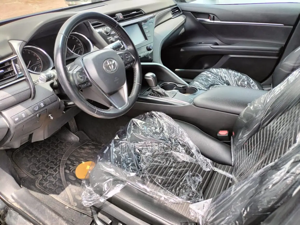 Toyota Camry SE (2.5L 4cyl 8A) 2019 Black